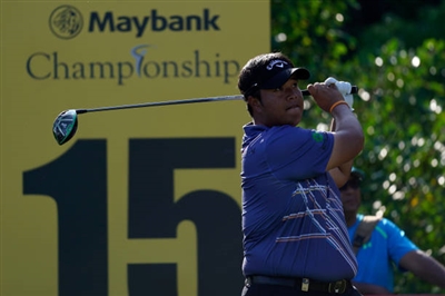 Kiradech Aphibarnrat posters