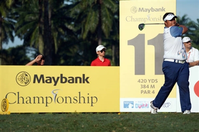 Kiradech Aphibarnrat posters