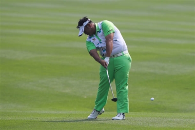 Kiradech Aphibarnrat posters