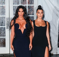Kourtney Kardashian And Kim Kardashian t-shirt #3796016