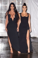 Kourtney Kardashian And Kim Kardashian tote bag #G2413288