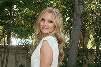 Kristen Bell Longsleeve T-shirt #2222568