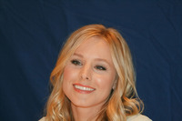Kristen Bell Longsleeve T-shirt #2222574