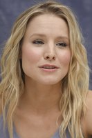 Kristen Bell Longsleeve T-shirt #2260817