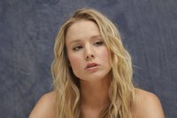 Kristen Bell Longsleeve T-shirt #2260831