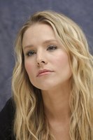 Kristen Bell Longsleeve T-shirt #2260835
