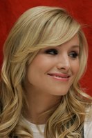 Kristen Bell Longsleeve T-shirt #2275056