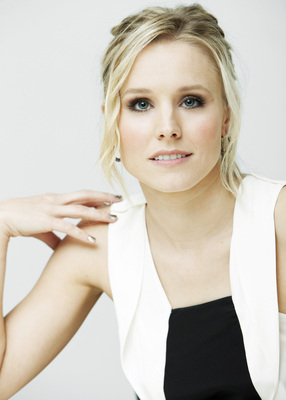 Kristen Bell Mouse Pad 2309860