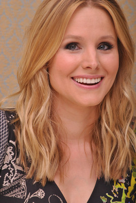 Kristen Bell Mouse Pad 2363269