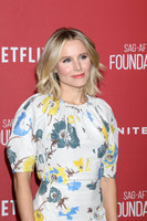 Kristen Bell Longsleeve T-shirt #2840664