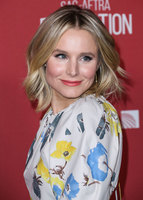 Kristen Bell Longsleeve T-shirt #2840683