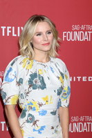 Kristen Bell Longsleeve T-shirt #2840706