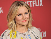 Kristen Bell Longsleeve T-shirt #2840920