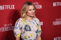 Kristen Bell Longsleeve T-shirt #2840966