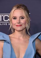 Kristen Bell Sweatshirt #2901268