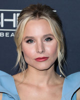 Kristen Bell Longsleeve T-shirt #2901337