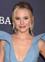 Kristen Bell Longsleeve T-shirt #2901343