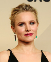 Kristen Bell Longsleeve T-shirt #2987823