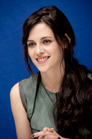 Kristen Stewart Sweatshirt #2250053