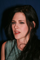 Kristen Stewart Sweatshirt #2250074