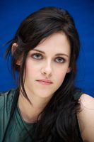 Kristen Stewart Sweatshirt #2250080
