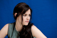 Kristen Stewart Sweatshirt #2250089