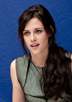 Kristen Stewart Sweatshirt #2250090