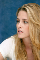 Kristen Stewart Sweatshirt #2271121