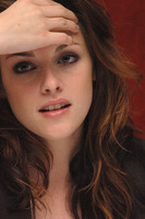 Kristen Stewart Sweatshirt #2292030