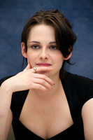 Kristen Stewart t-shirt #2292037