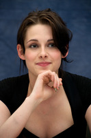 Kristen Stewart Sweatshirt #2292046