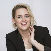 Kristen Stewart Sweatshirt #2613833