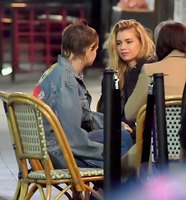 Kristen Stewart Sweatshirt #2961526