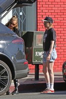 Kristen Stewart Sweatshirt #3083336