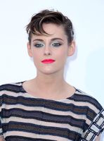 Kristen Stewart Sweatshirt #3291953