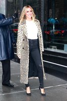 Kristin Cavallari Sweatshirt #3250848