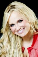 Kristin Chenoweth t-shirt #2037810