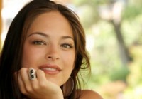 Kristin Kreuk Longsleeve T-shirt #1306280