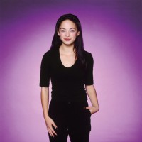 Kristin Kreuk Longsleeve T-shirt #1306289