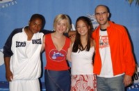 Kristin Kreuk Longsleeve T-shirt #1306313
