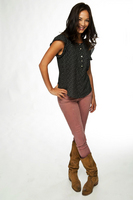 Kristin Kreuk Longsleeve T-shirt #1952294