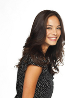 Kristin Kreuk Longsleeve T-shirt #1952304