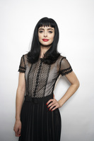 Krysten Ritter longsleeve t-shirt #2079274