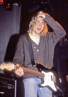 Kurt Cobain - Nirvana Longsleeve T-shirt #2527909