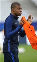 Kylian Mbappe Longsleeve T-shirt #3328596