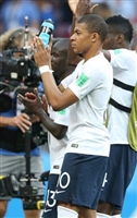 Kylian Mbappe Longsleeve T-shirt #3328612