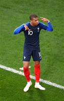 Kylian Mbappe Longsleeve T-shirt #3331366