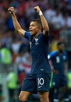 Kylian Mbappe Longsleeve T-shirt #3464519