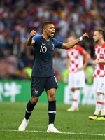 Kylian Mbappe Longsleeve T-shirt #3464571