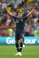 Kylian Mbappe Longsleeve T-shirt #3464642